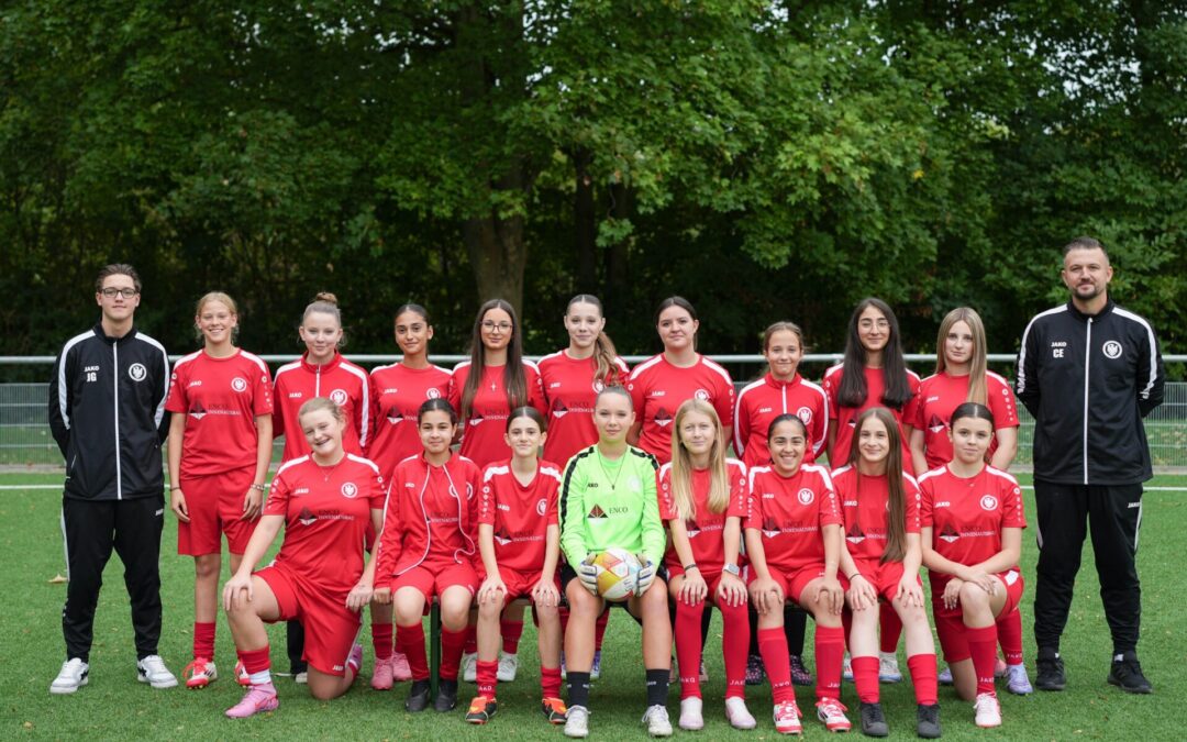 U15 & U19 Juniorinnen – Roland Bürrig punktet auch im Mädchenfußball!